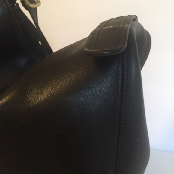 Vintage Coach Legacy Bucket Bag in Black -Classic!
